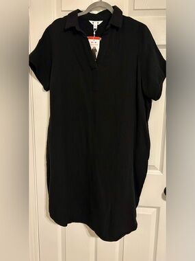 Three Dots Black Short-Sleeve V-Neck Polo Shirt